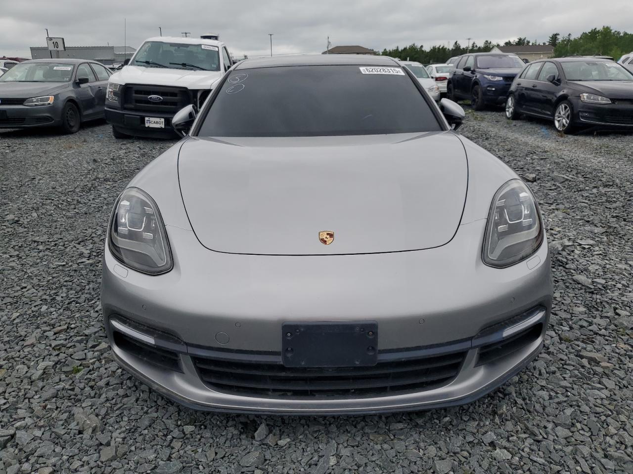 2018 Porsche Panamera 4 E-Hybrid - Image 5