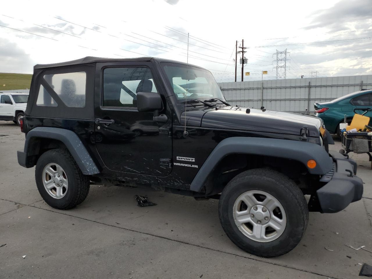 2013 Jeep Wrangler - Фото 4