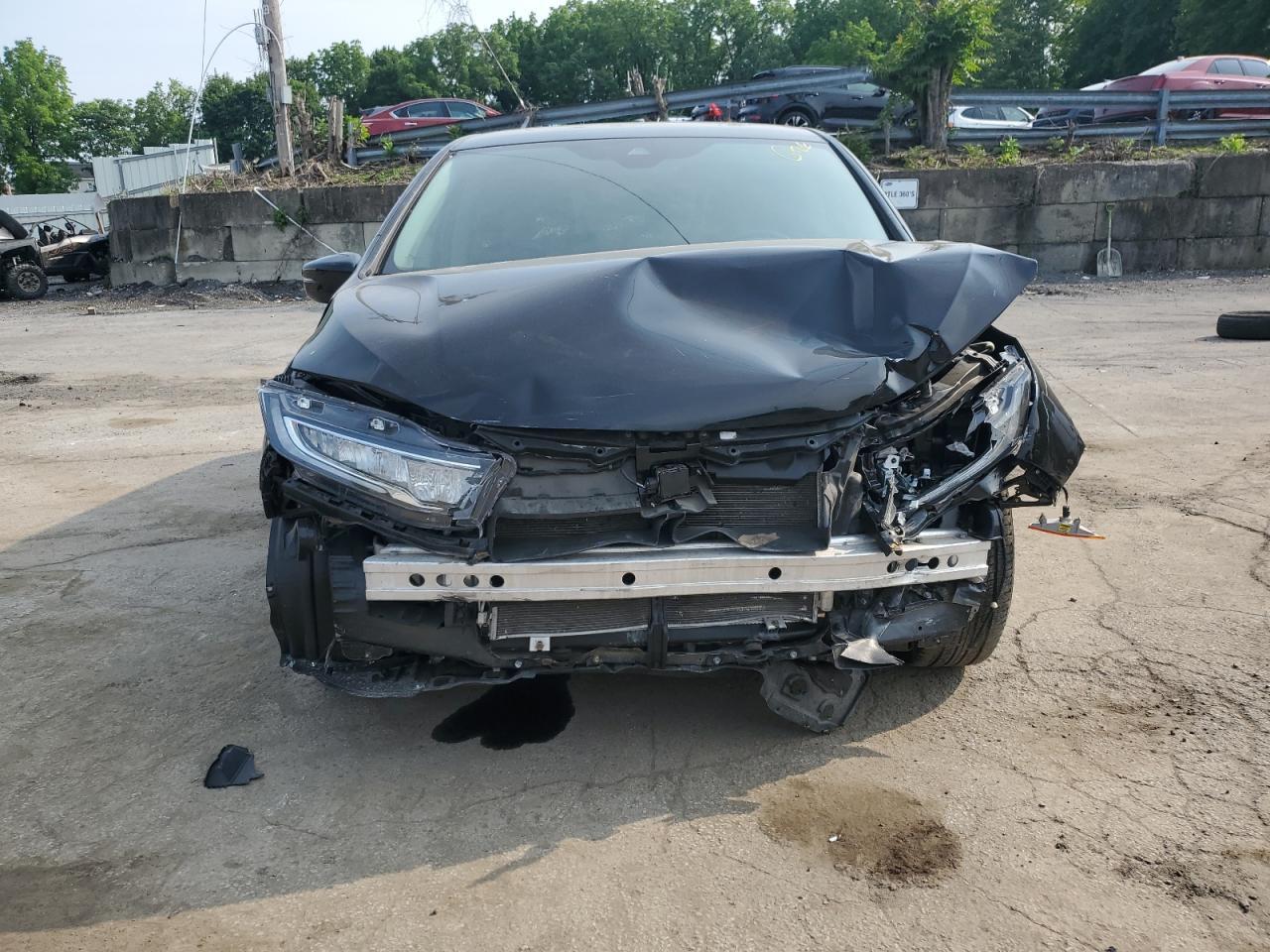 2021 Honda Odyssey Touring - Image 5