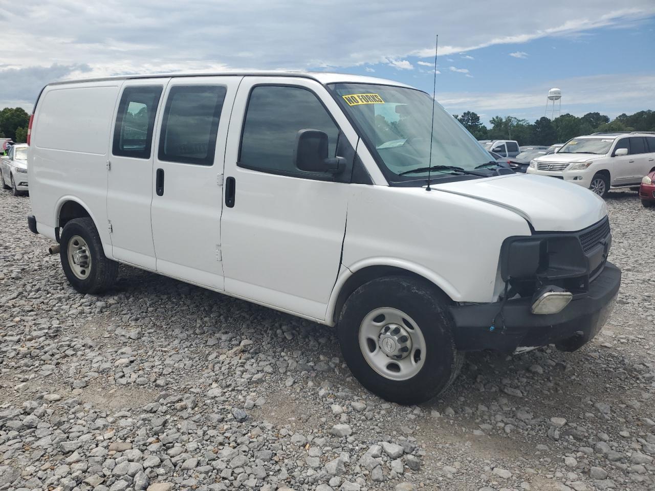 2017 Chevrolet Express G2500 - Image 4