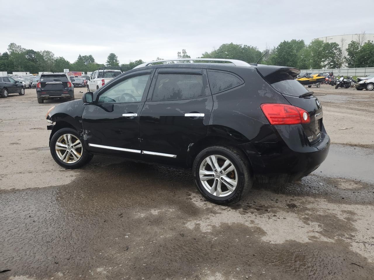 2015 Nissan Rogue Select S - Фото 2