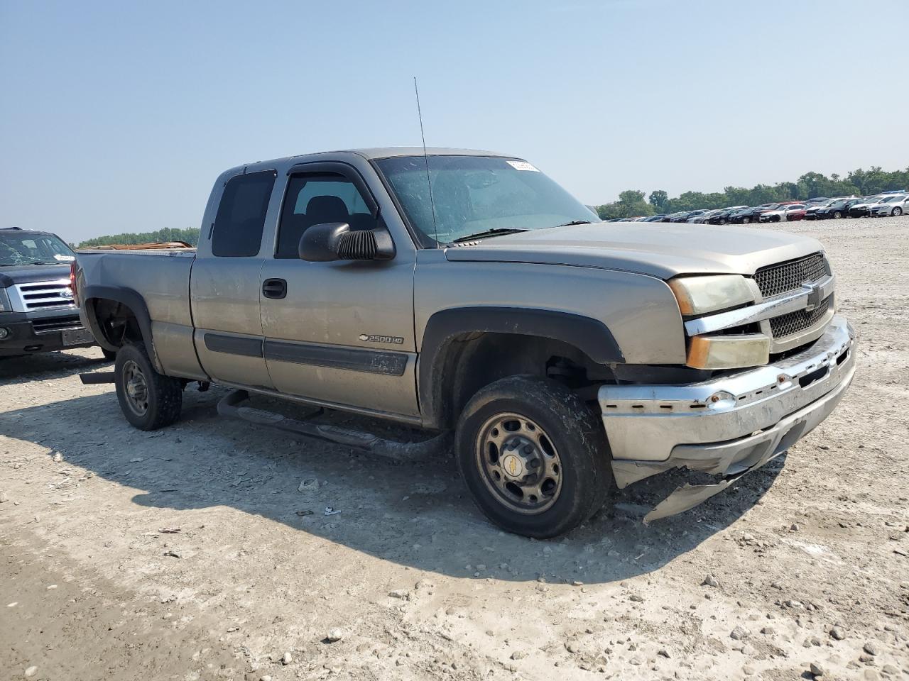 2003 Chevrolet Silverado C2500 Heavy Duty - Image 4