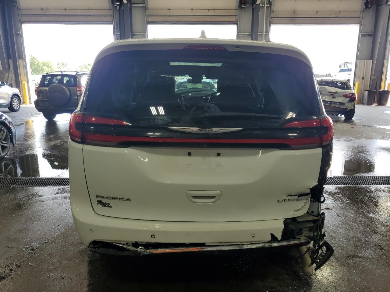 2022 Chrysler Pacifica Limited - Фото 6