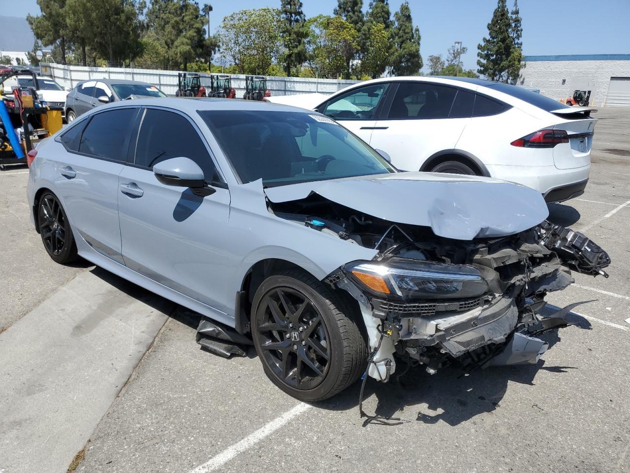 2024 Honda Civic Touring - Image 4