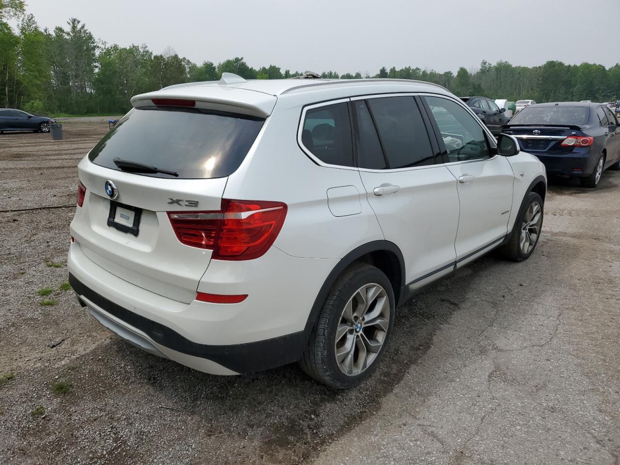 2017 BMW X3 xDrive28I - Фото 3