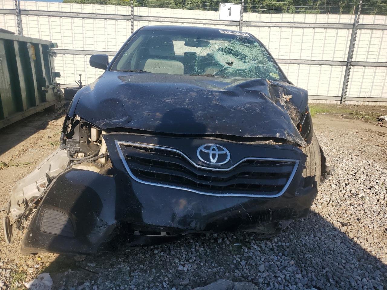 2011 Toyota Camry Base - Фото 5