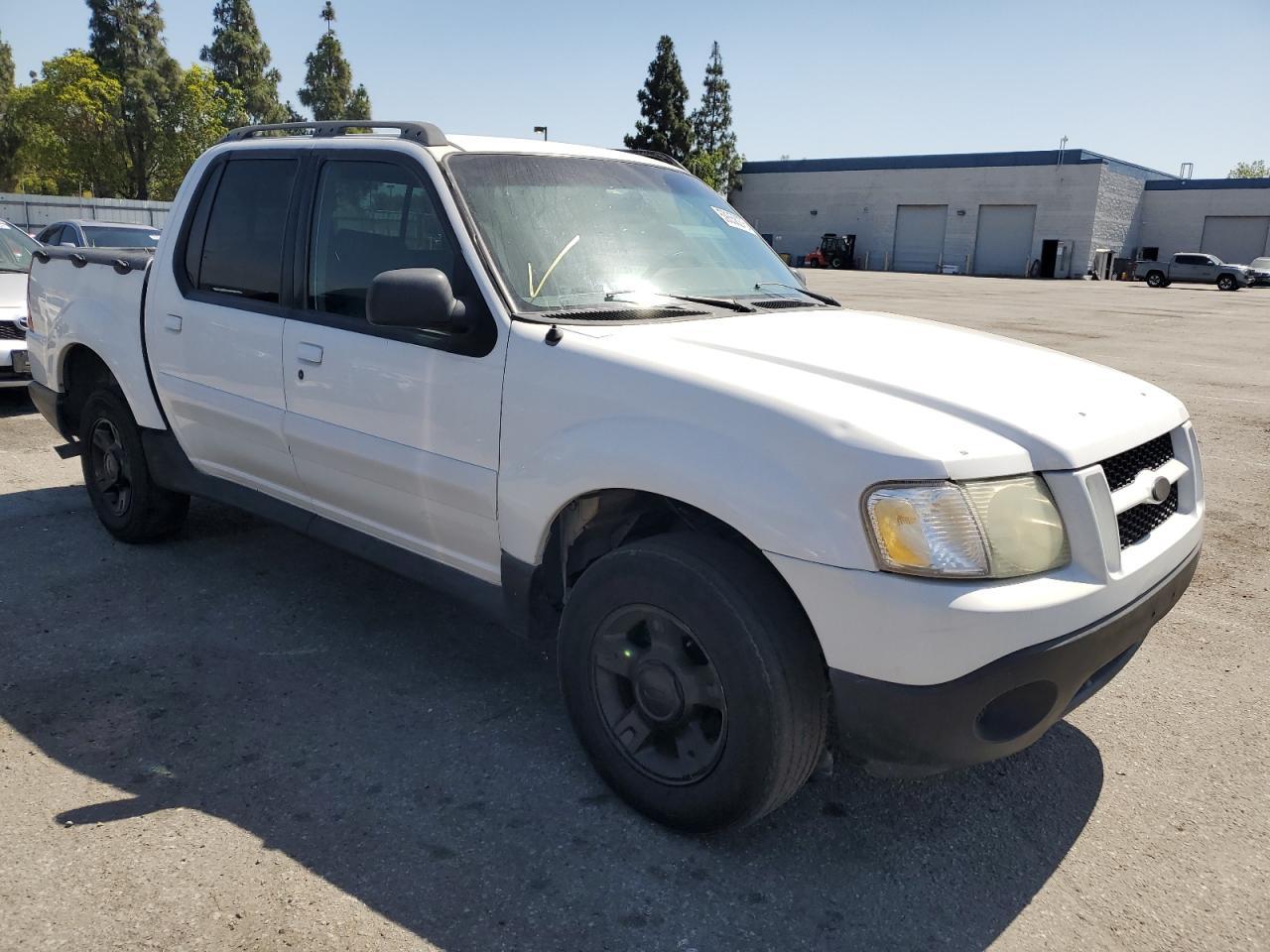 2002 Ford Explorer Sport Trac - Image 4