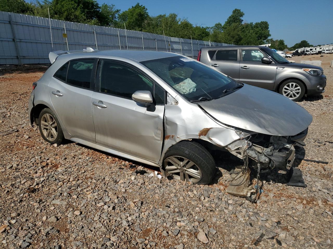 2021 Toyota Corolla Hatchback Se - Фото 4