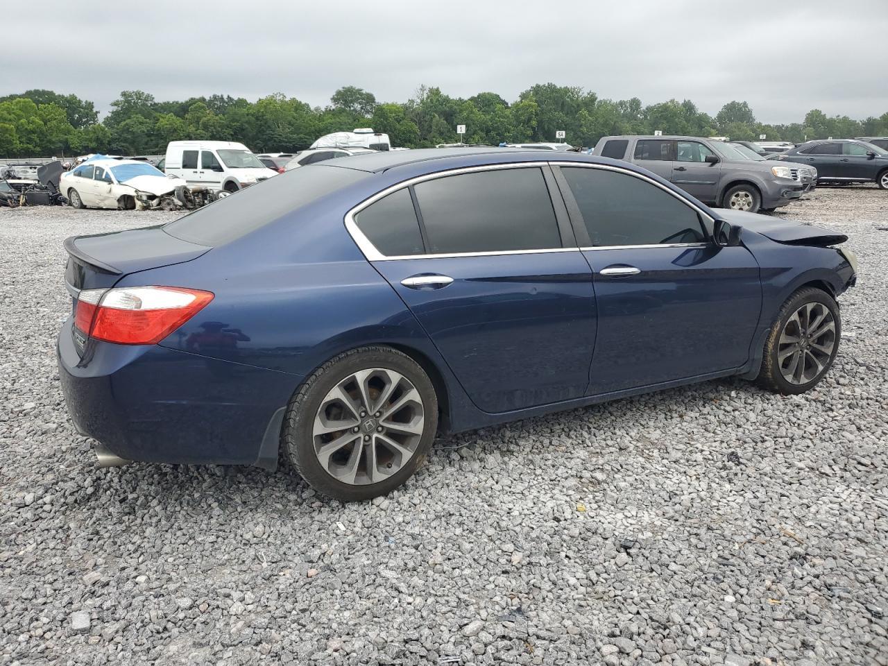 2015 Honda Accord Sport - Image 3