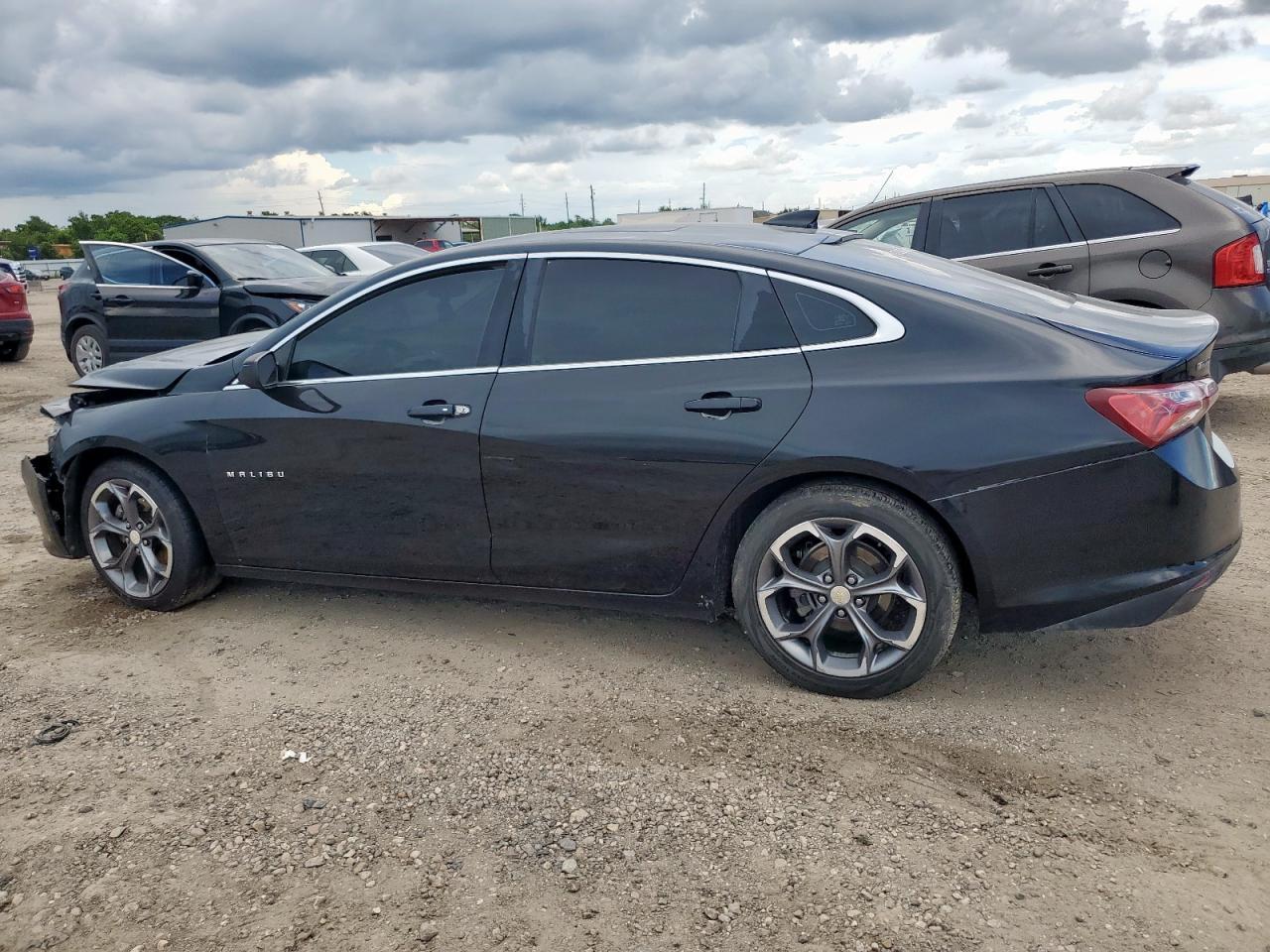 2021 Chevrolet Malibu Lt - Фото 2