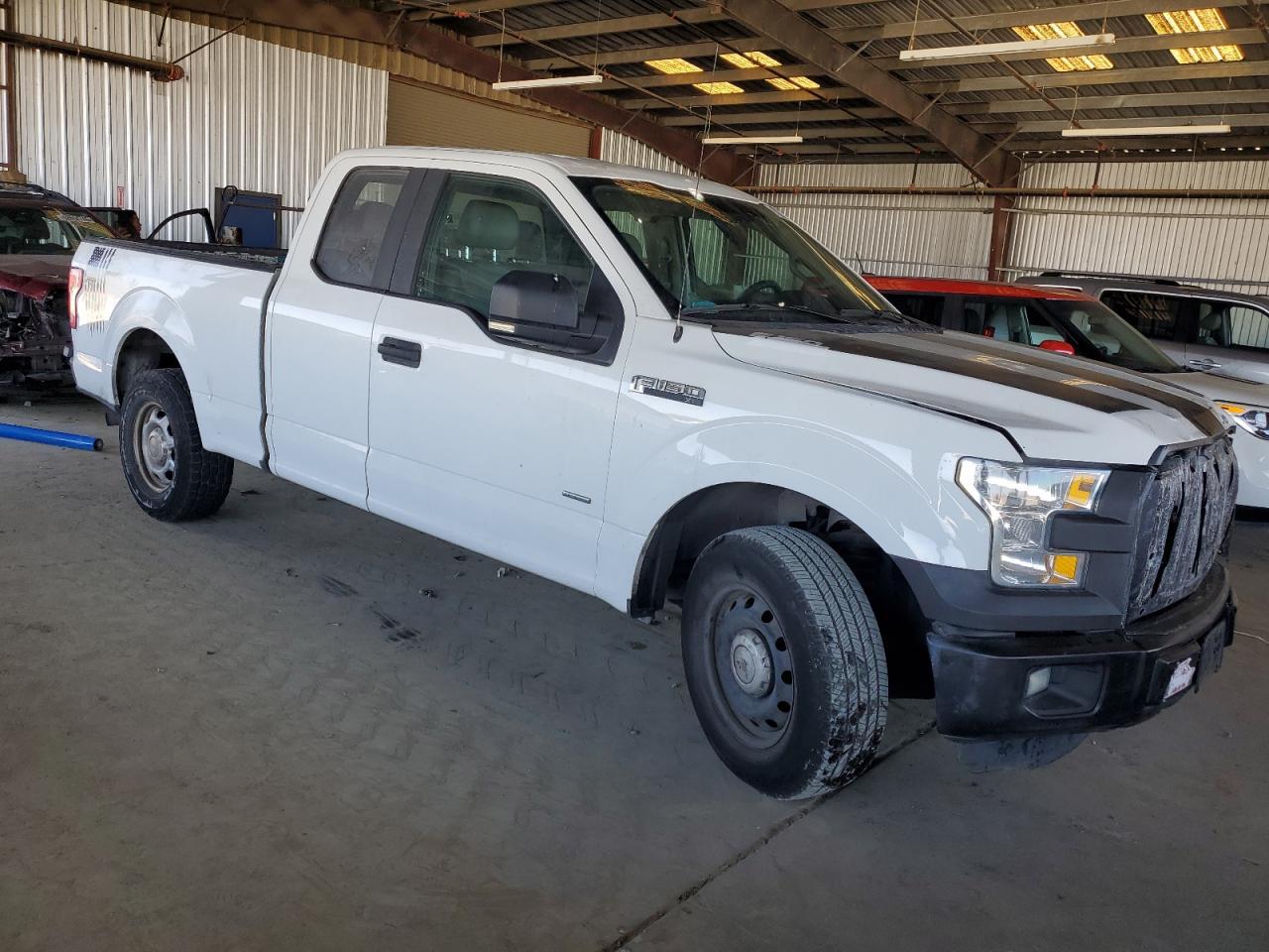 2015 Ford F150 Super Cab - Фото 4
