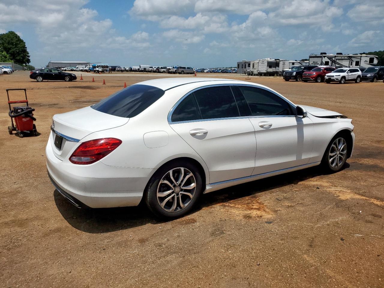 2016 Mercedes-Benz C 300 - Фото 3