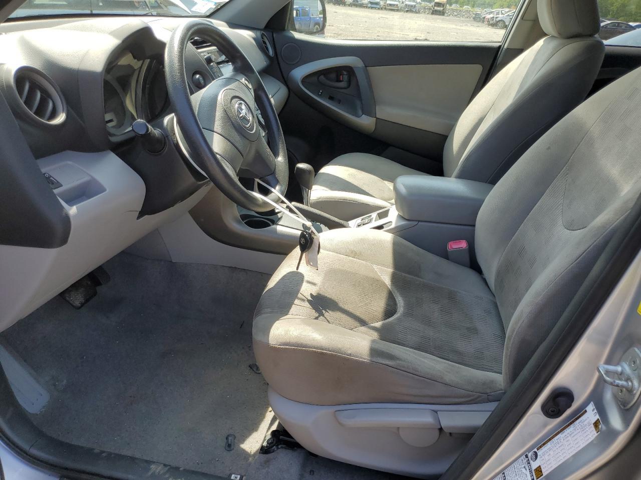 2010 Toyota Rav4 Base - Фото 7