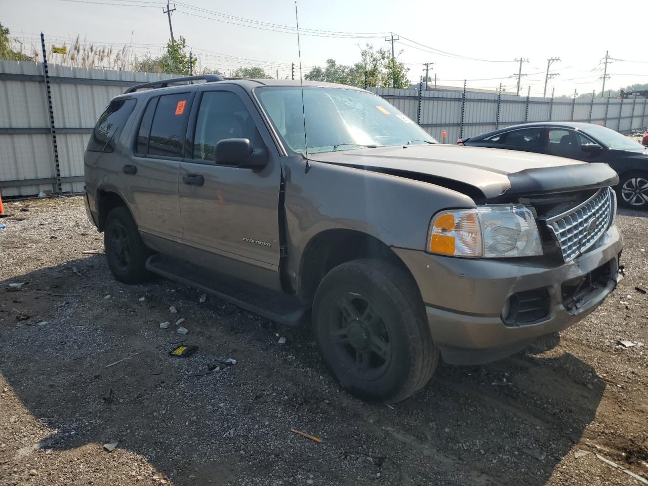 2004 Ford Explorer Xlt - Фото 4