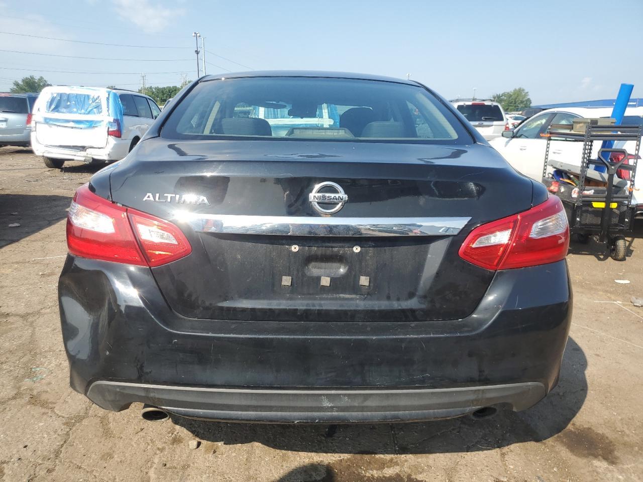 2016 Nissan Altima 2.5 - Фото 6