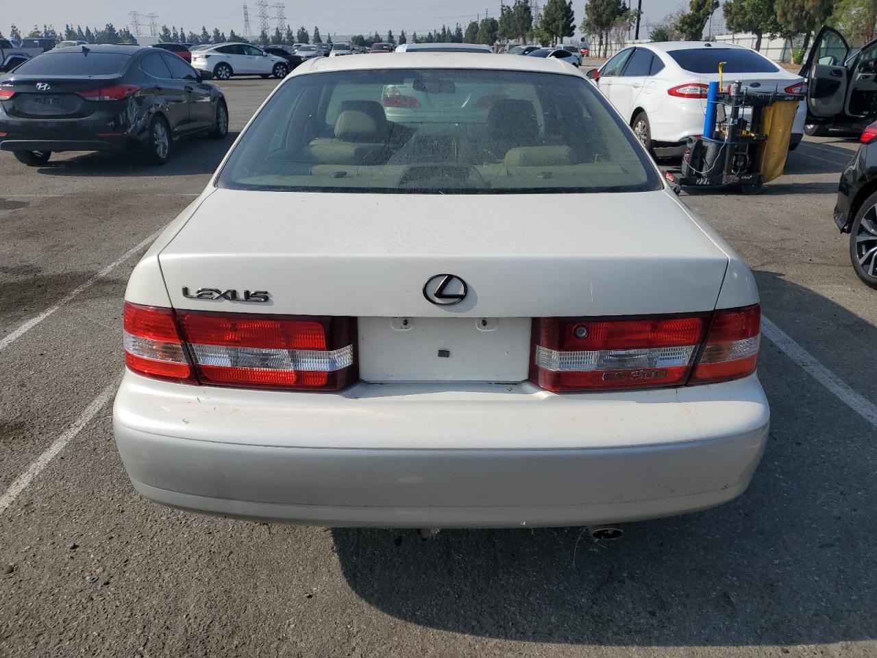 2001 Lexus Es 300 - Фото 6