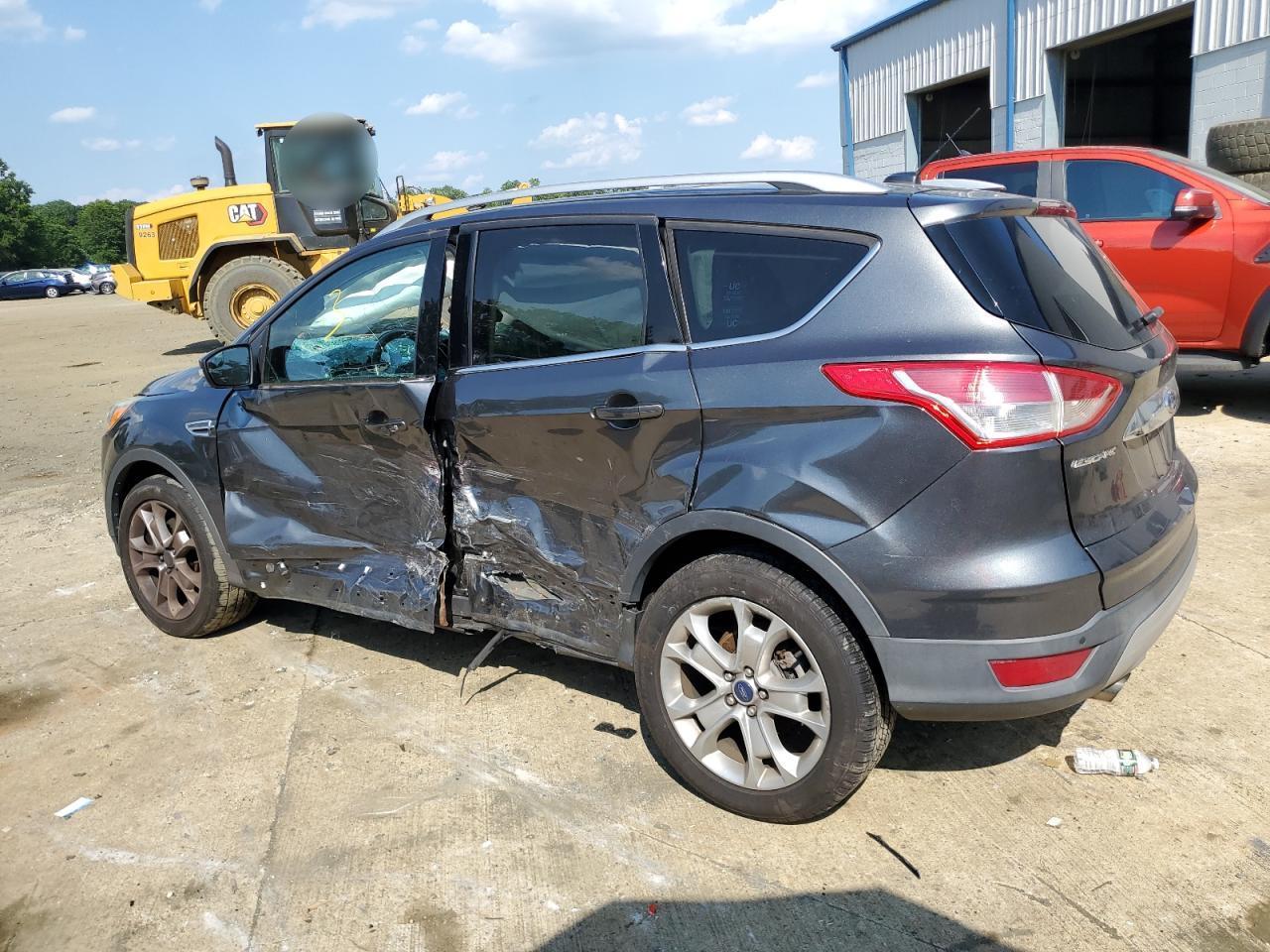 2015 Ford Escape Titanium - Фото 2
