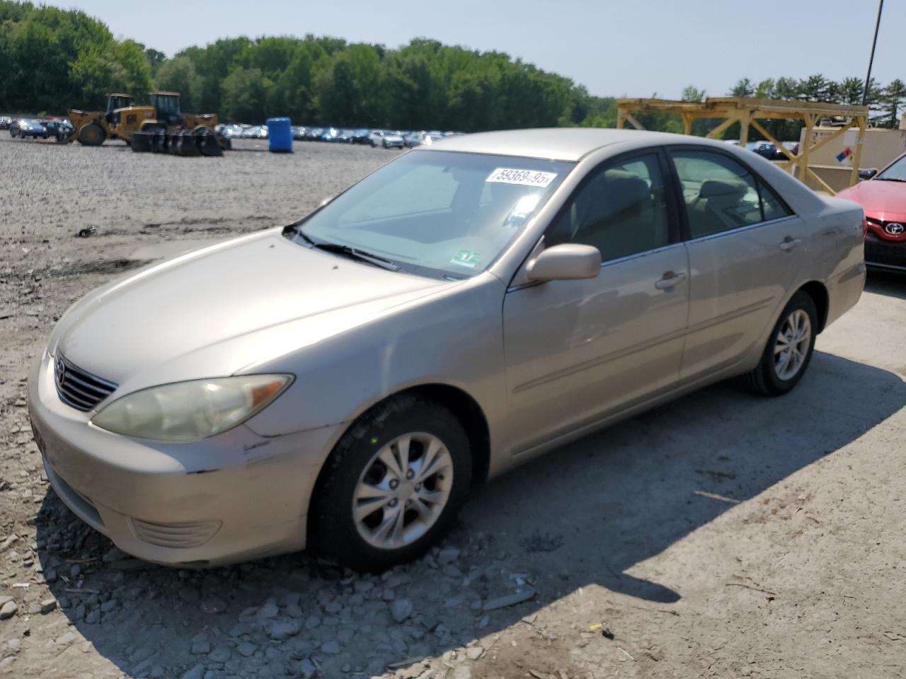 2005 Toyota Camry Le