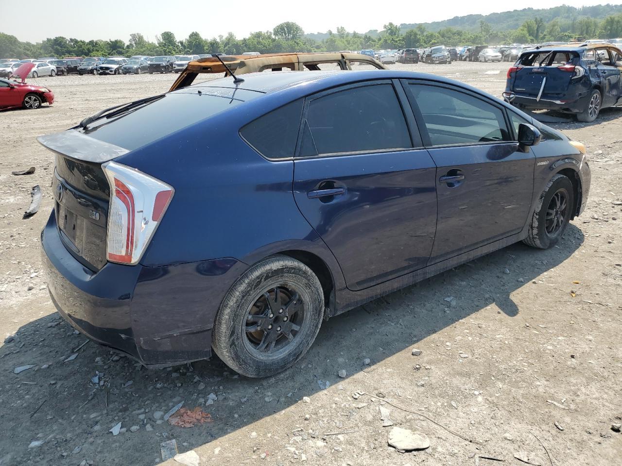 2012 Toyota Prius - Фото 3