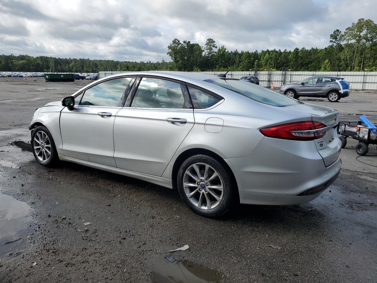 2017 Ford Fusion Se - Фото 2
