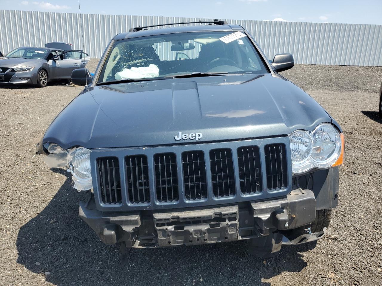 2008 Jeep Grand Cherokee Laredo - Image 5