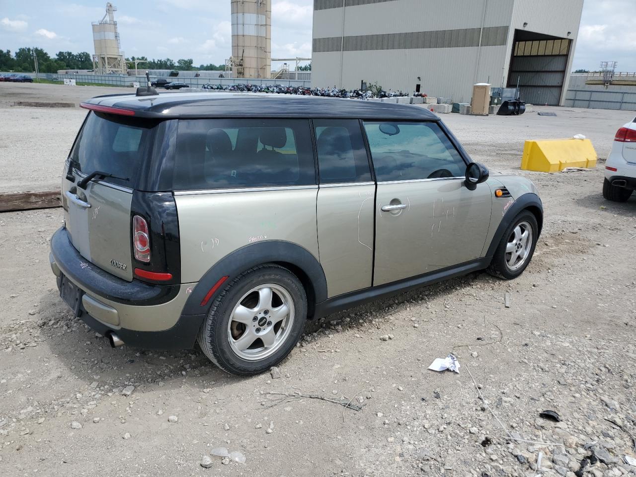 2011 Mini Cooper Clubman - Фото 3
