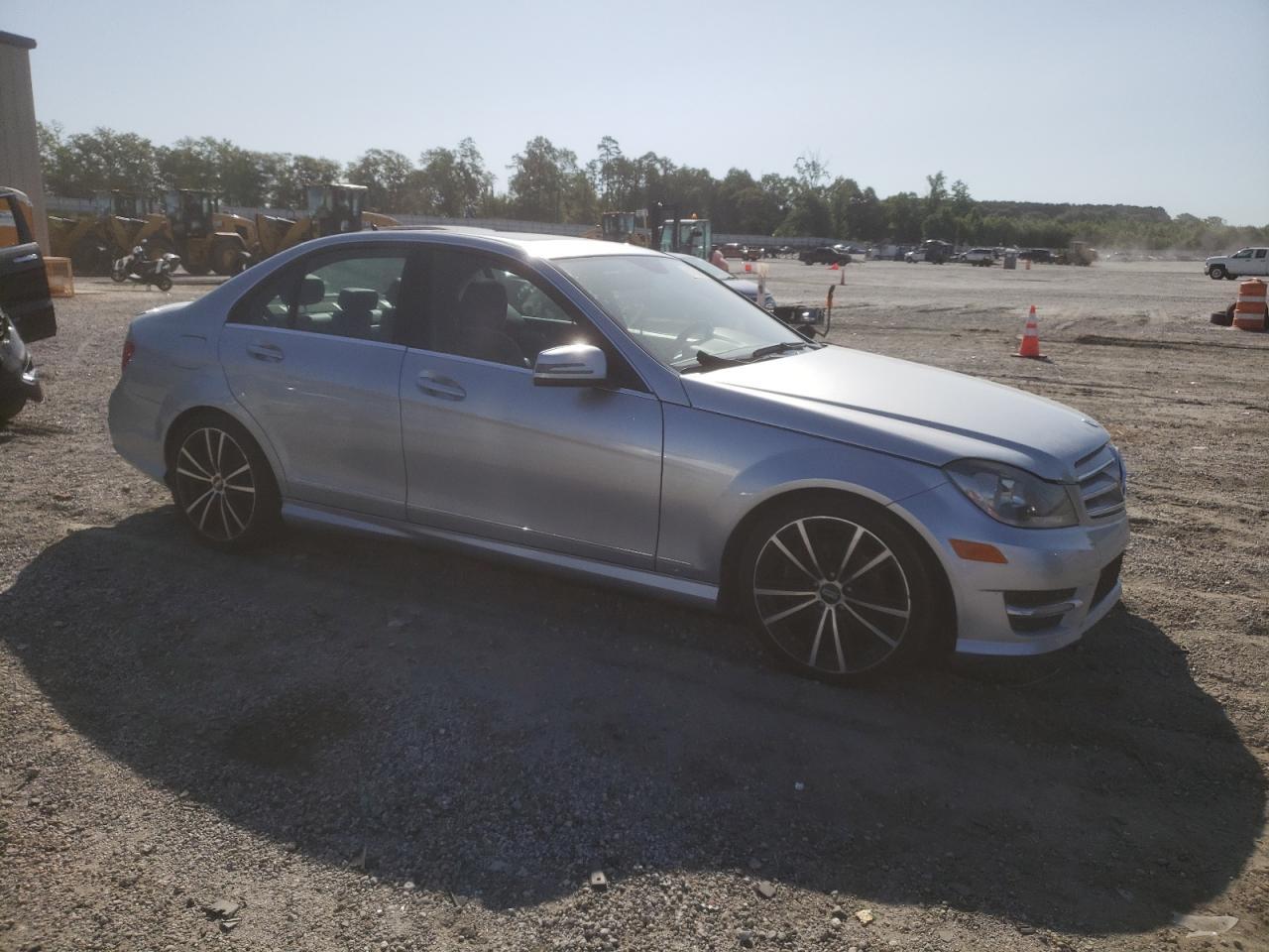 2013 Mercedes-Benz C 250 - Image 4