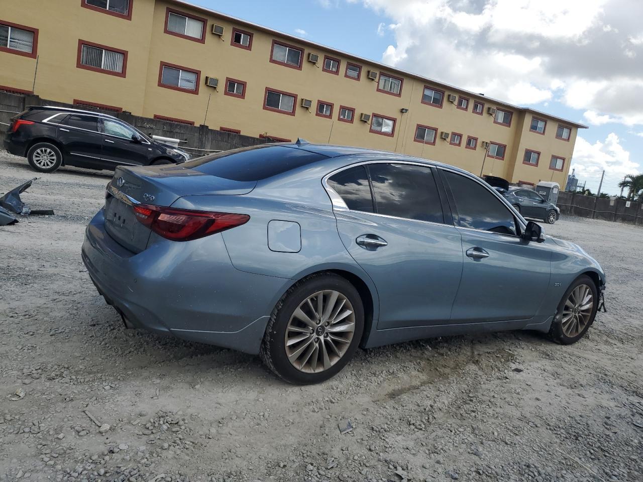 2020 Infiniti Q50 - Image 3