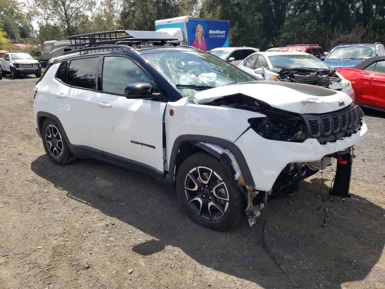 2025 Jeep Compass Trailhawk - Фото 7