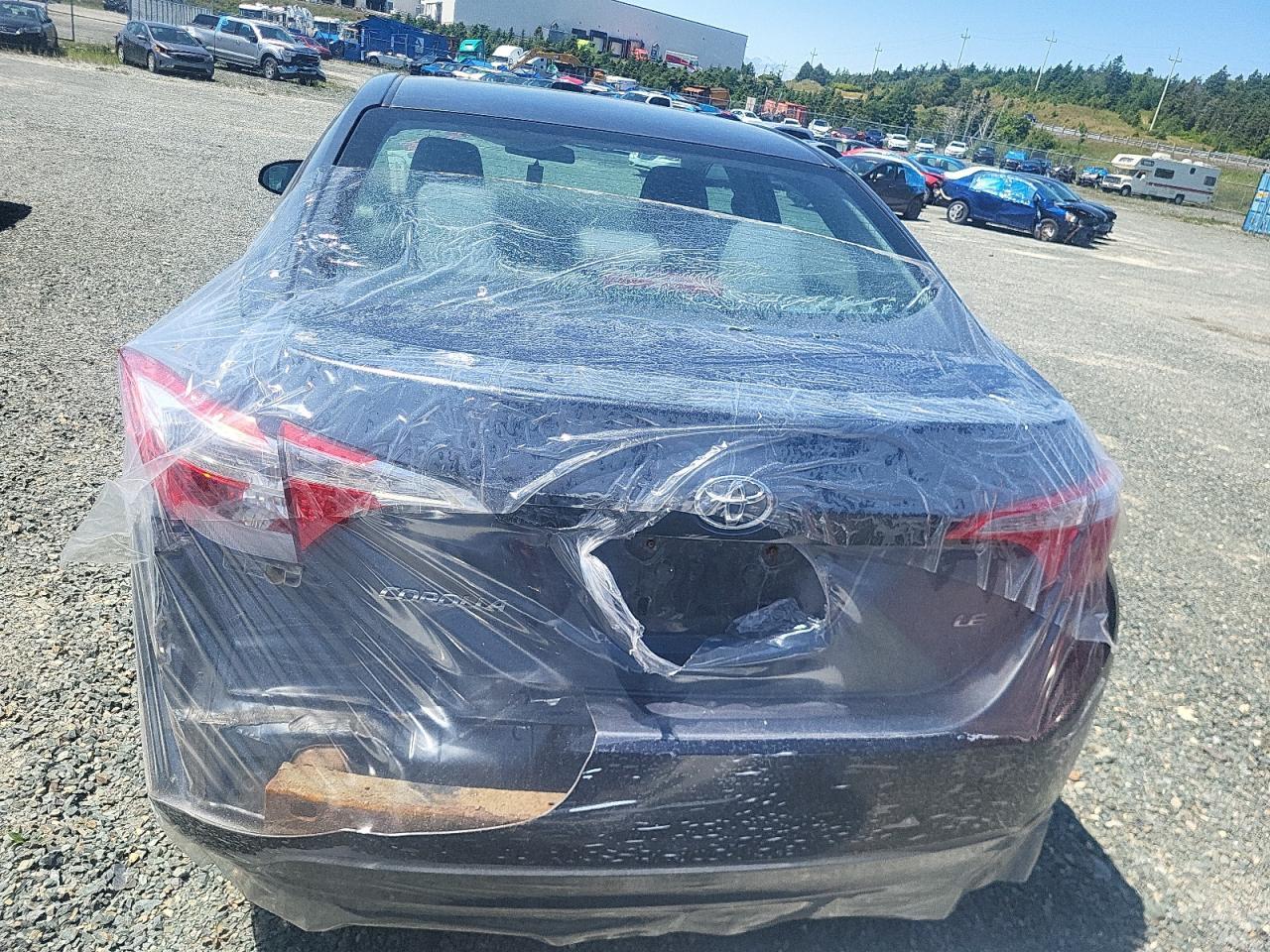 2015 Toyota Corolla L - Фото 6