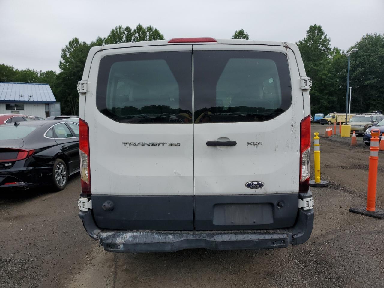 2015 Ford Transit T-350 - Фото 6