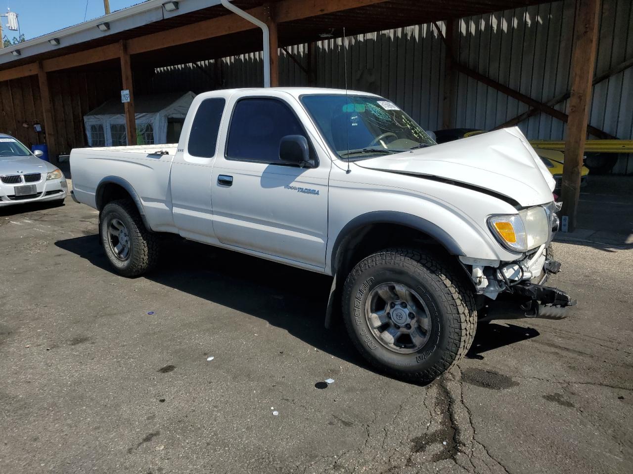 2000 Toyota Tacoma Xtracab - Image 4
