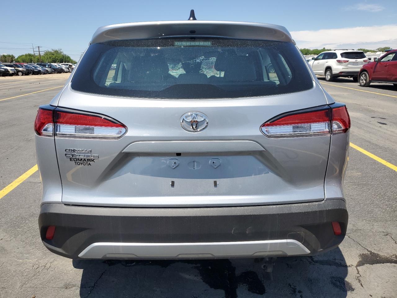 2024 Toyota Corolla Cross L - Фото 6
