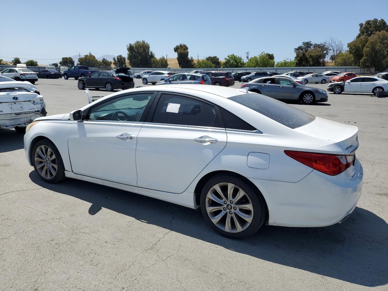 2012 Hyundai Sonata Se - Image 2