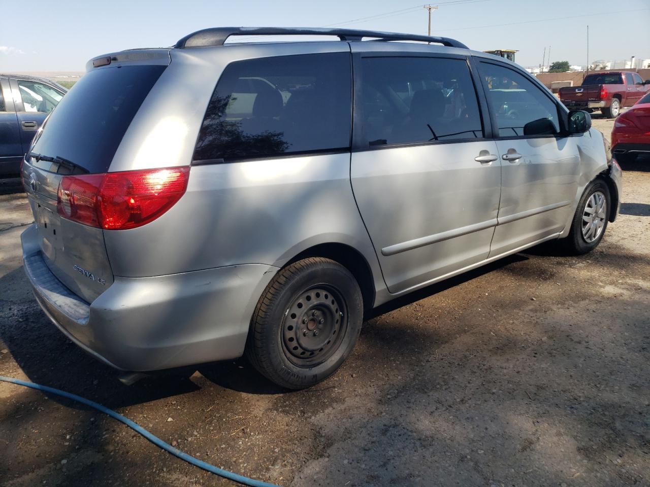 2007 Toyota Sienna Ce - Фото 3