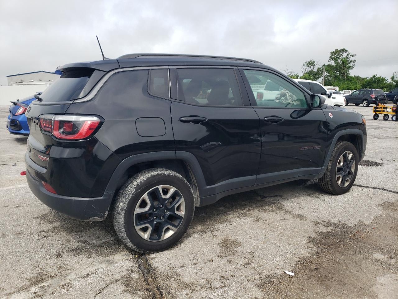 2018 Jeep Compass Trailhawk - Фото 3