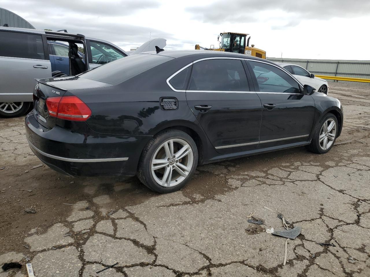 2012 Volkswagen Passat Sel - Фото 3