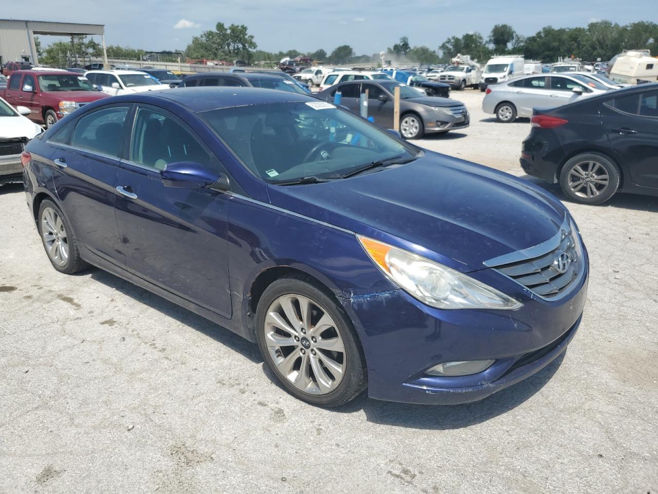 2012 Hyundai Sonata - Image 4