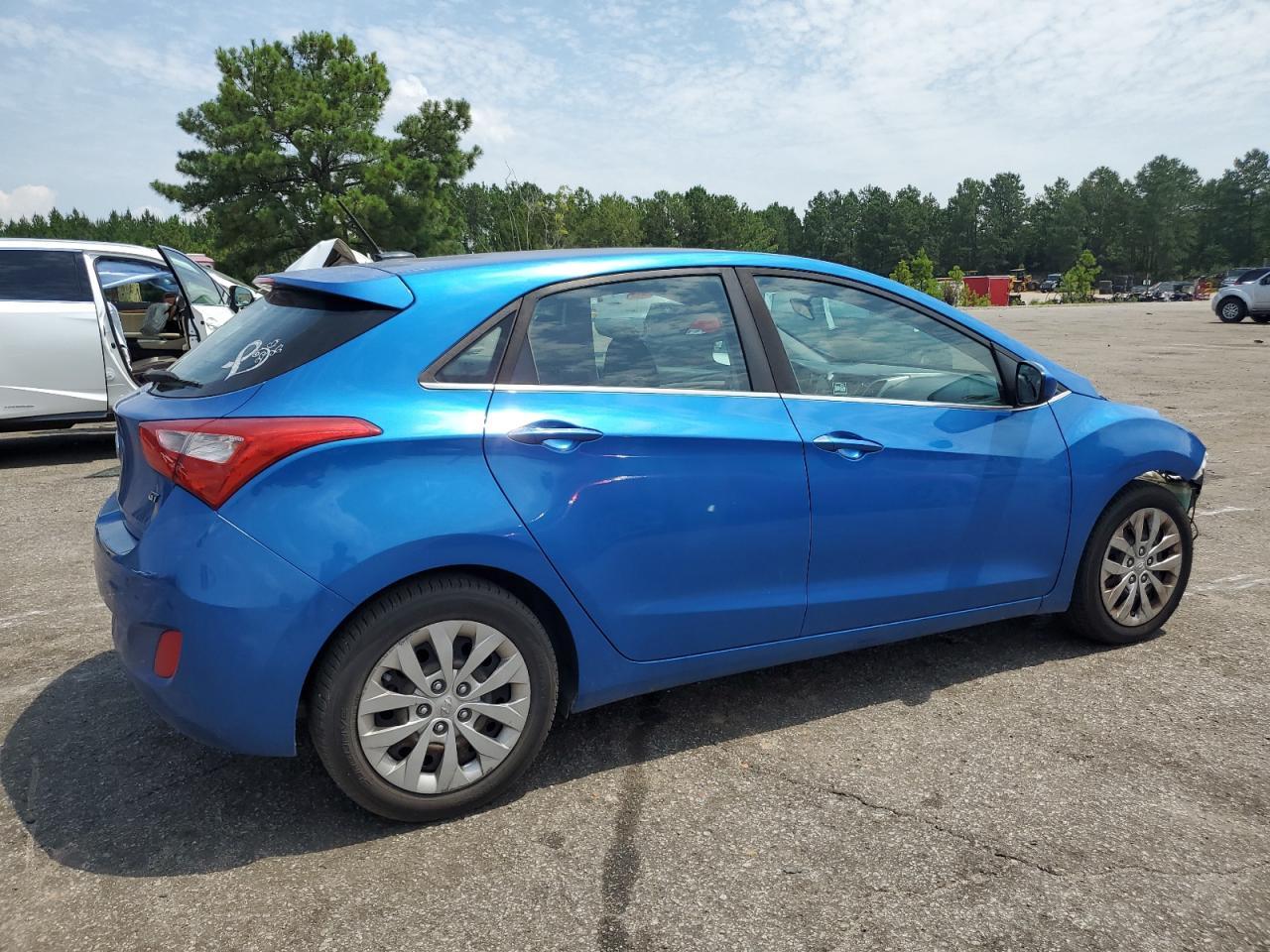 2017 Hyundai Elantra Gt - Фото 3