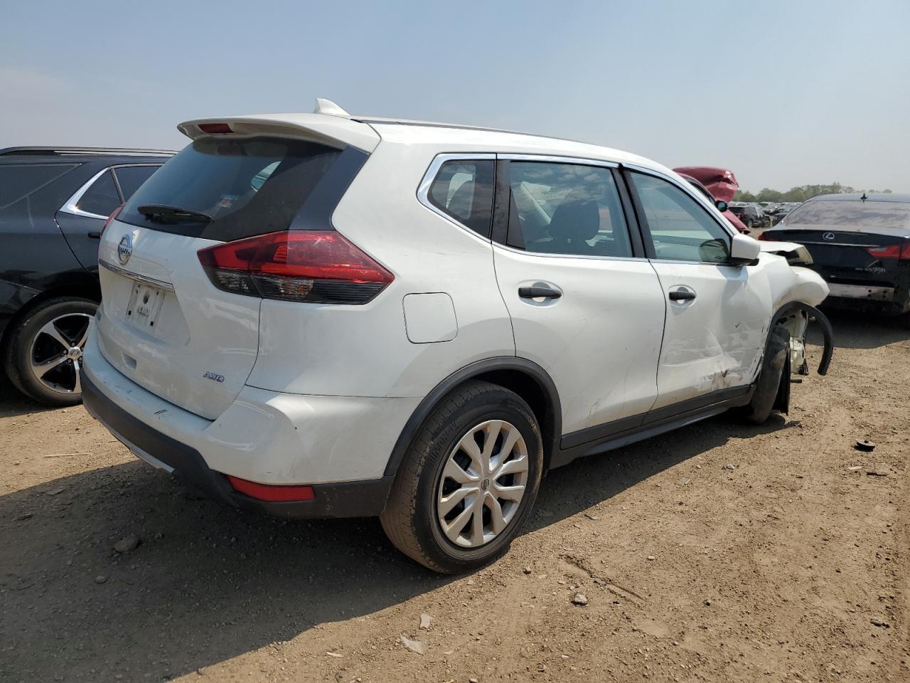 2018 Nissan Rogue S - Image 3