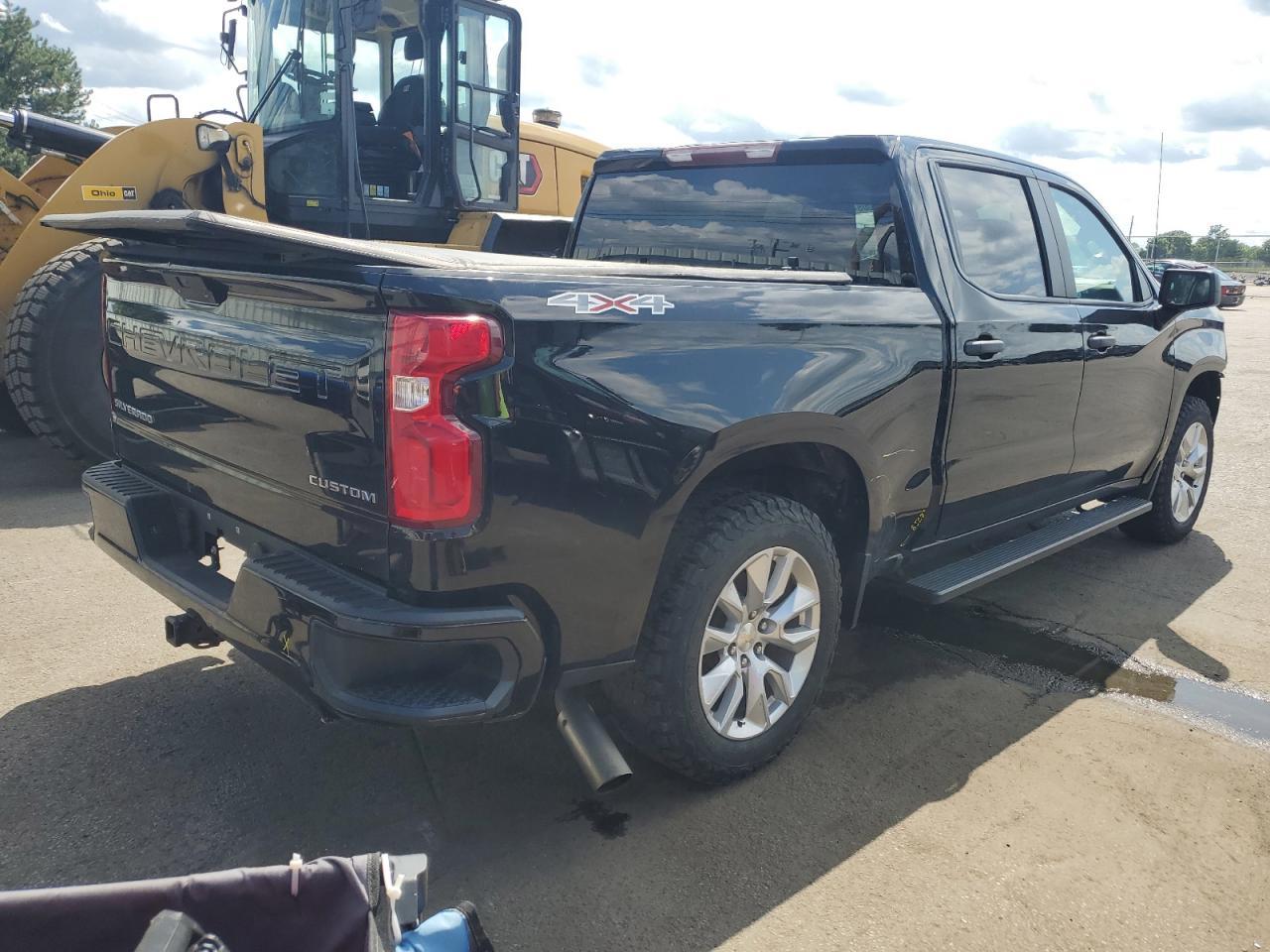 2020 Chevrolet 1500 - Image 3