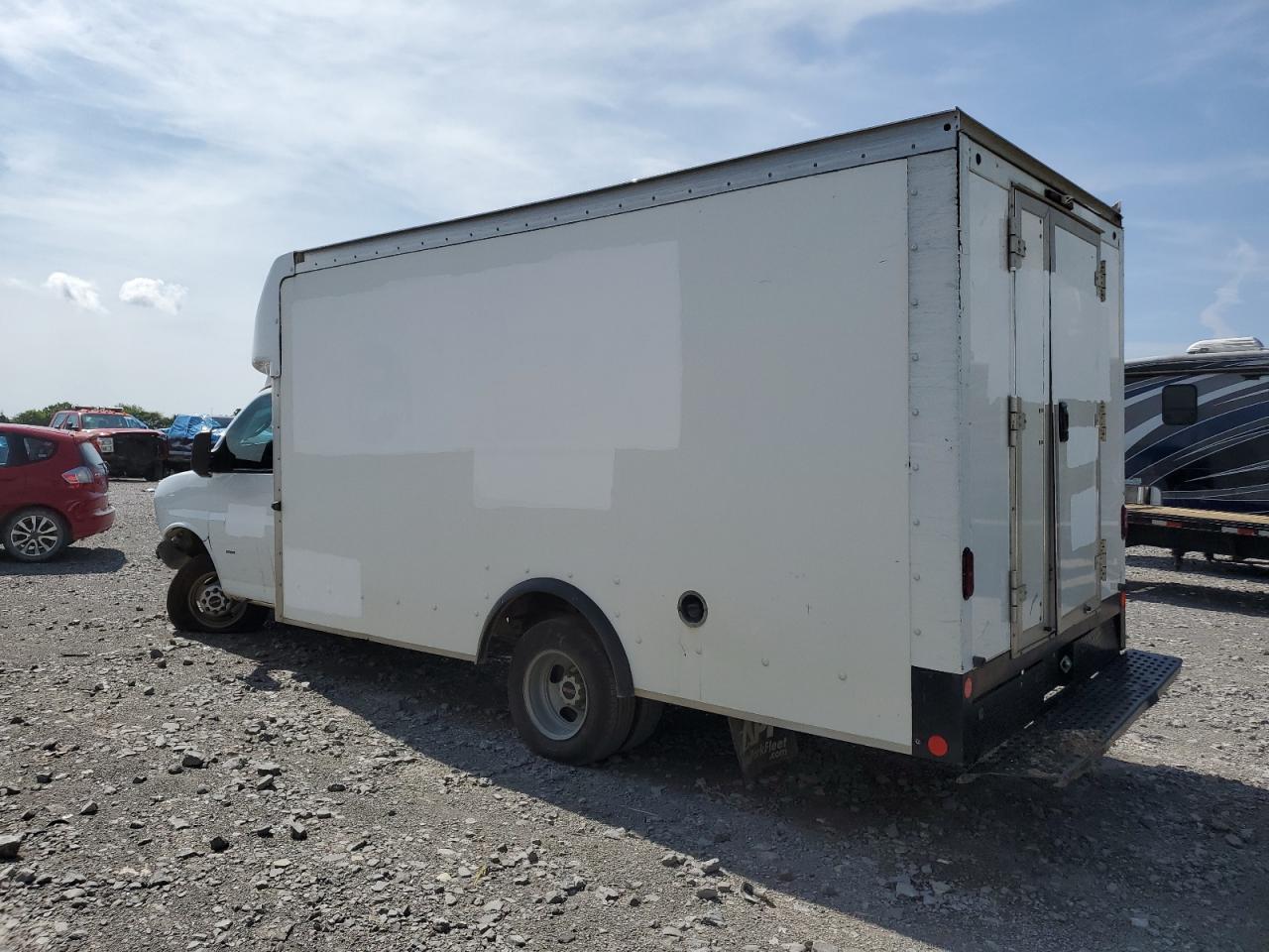 2020 GMC Savana Cutaway G3500 - Image 2