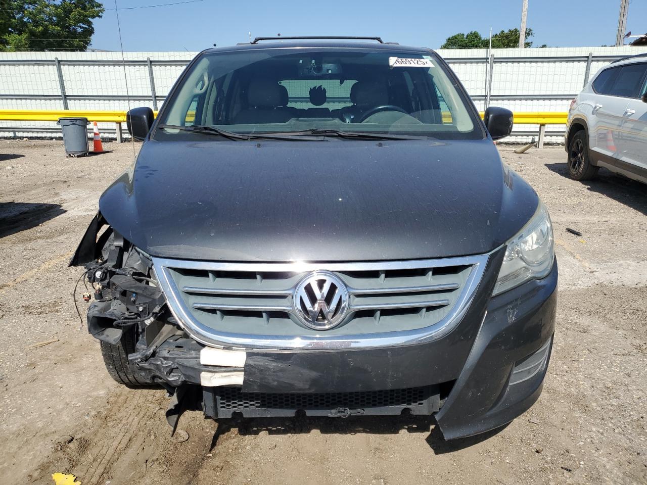 2012 Volkswagen Routan Sel - Фото 5
