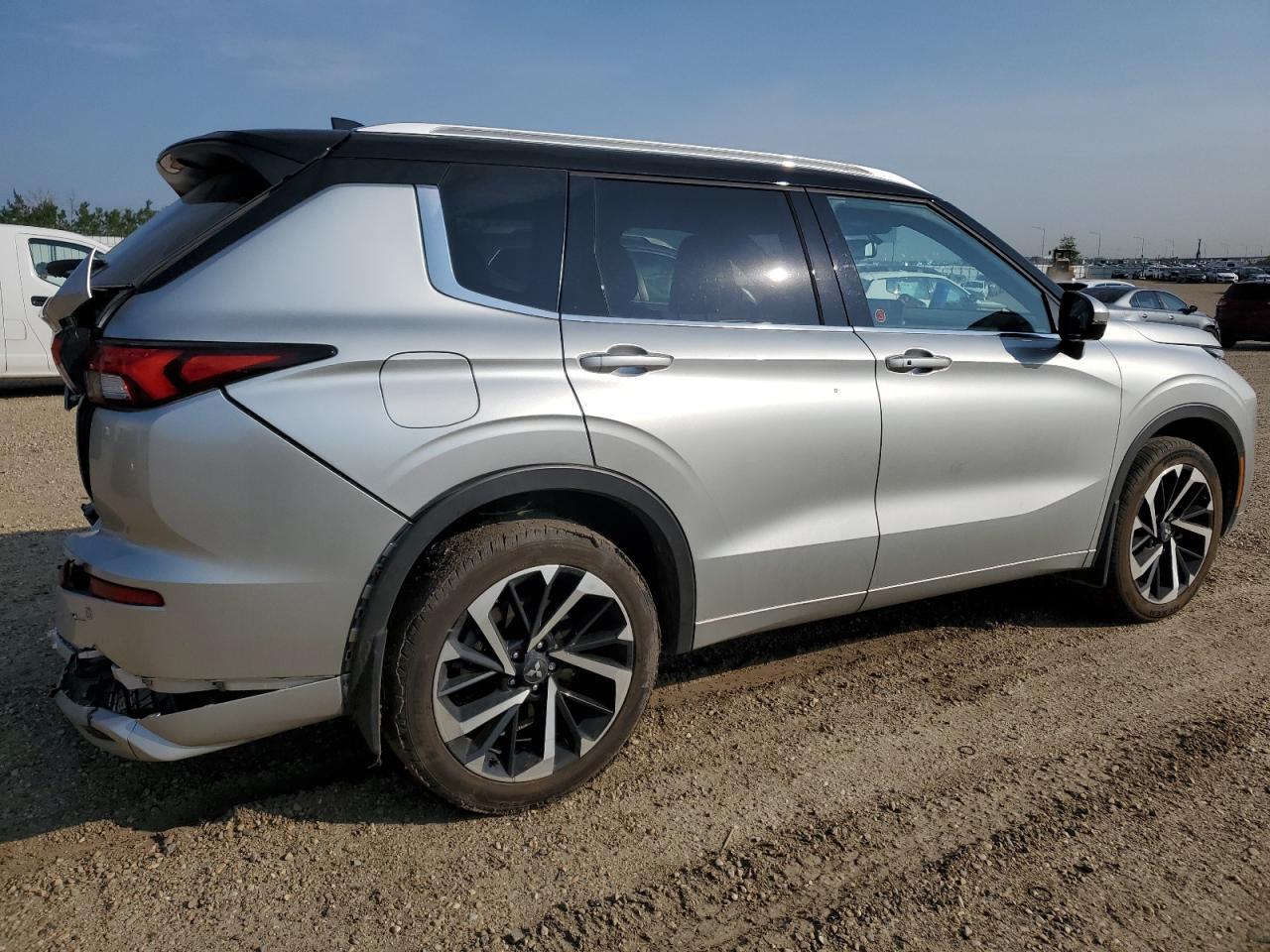 2024 Mitsubishi Outlander Sel - Фото 3