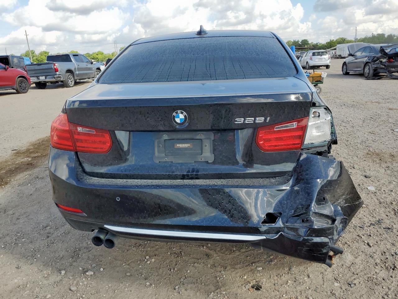 2012 BMW 328 I - Image 6