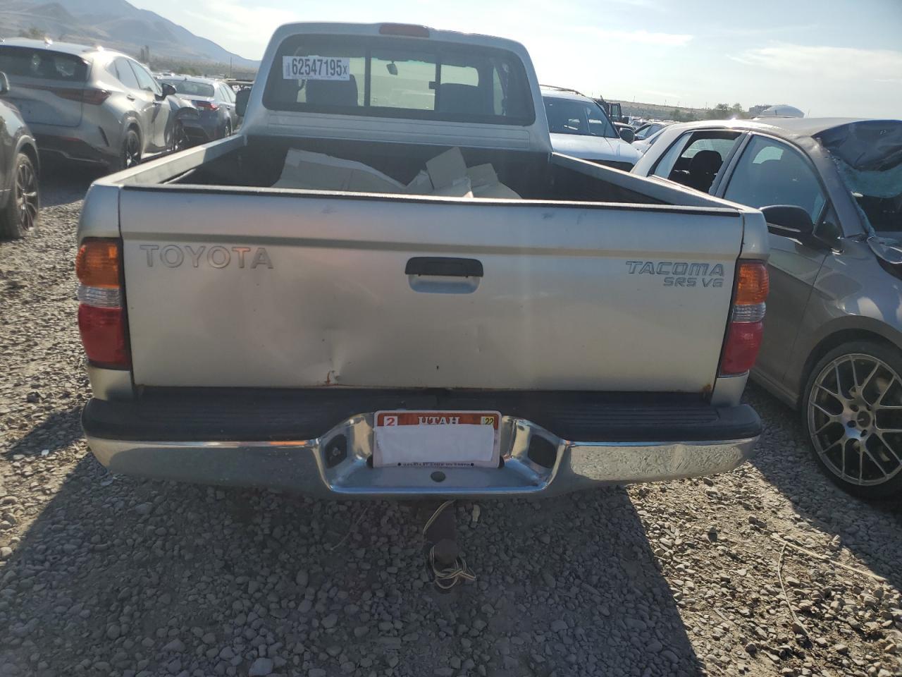 2004 Toyota Tacoma Xtracab - Image 6