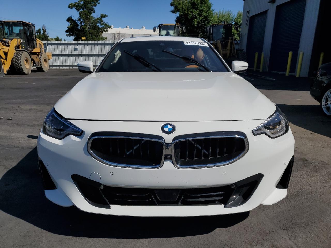 2023 BMW 230Xi - Фото 5