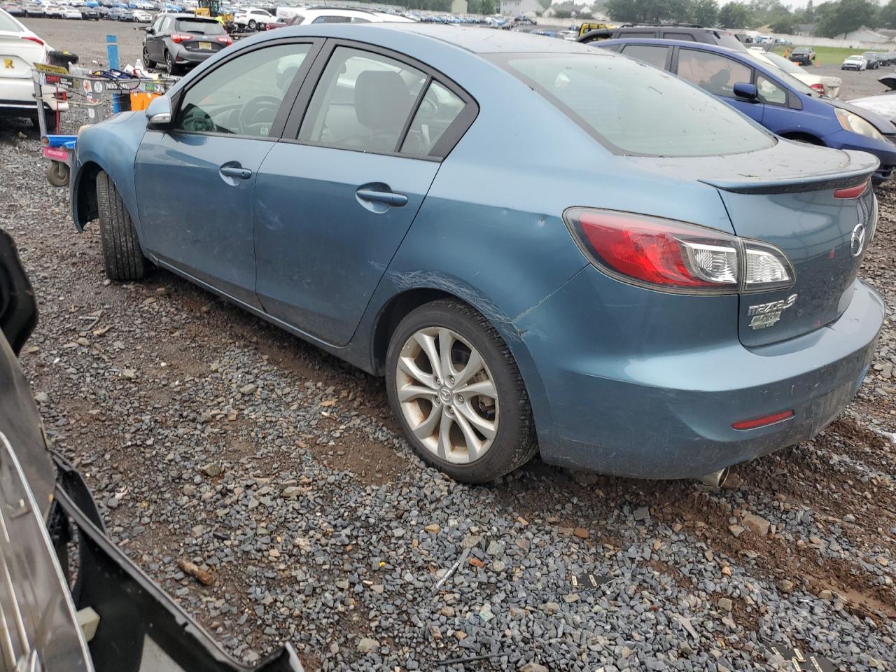 2010 Mazda 3 S - Image 2