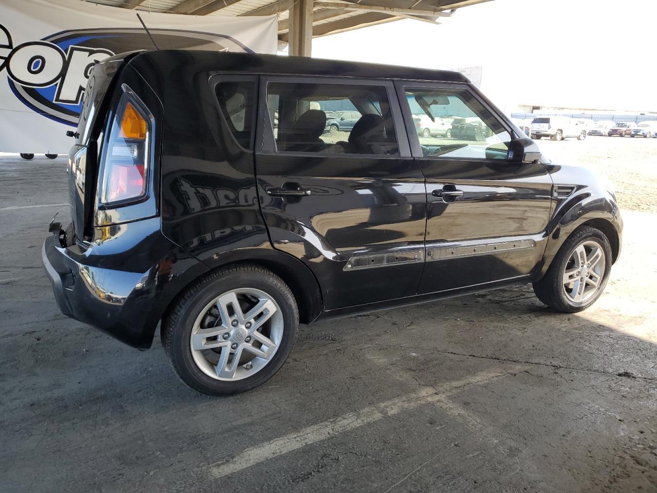 2011 Kia Soul + - Фото 3