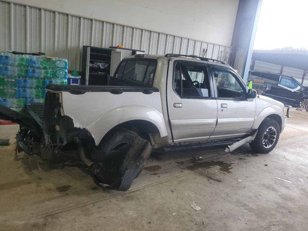 2002 Ford Explorer - Image 3